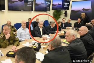 记者：因飓风本泽马被困毛里求斯，他对媒体称其不想归队愤怒？
